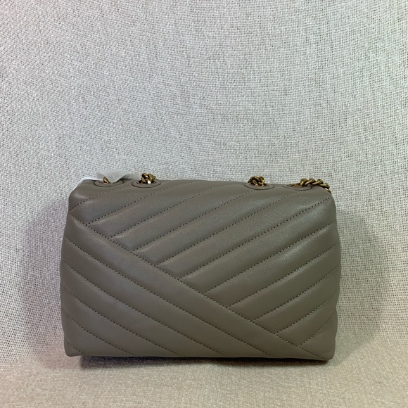 NEW Tory Burch Kira Chevron Gray Heron Leather Small Shoulder Bag/Crossbody Bag - Picture 6 of 16